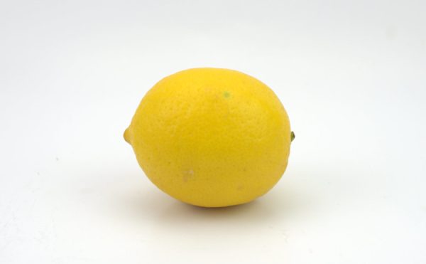 Lemon Essential Oil (Citrus limonum)